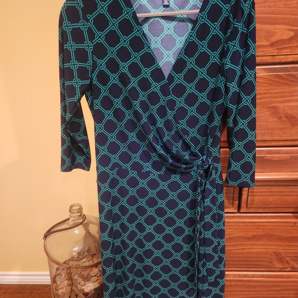 Chaps Women's Faux Wrap with Tie V-Neck Dress Size L